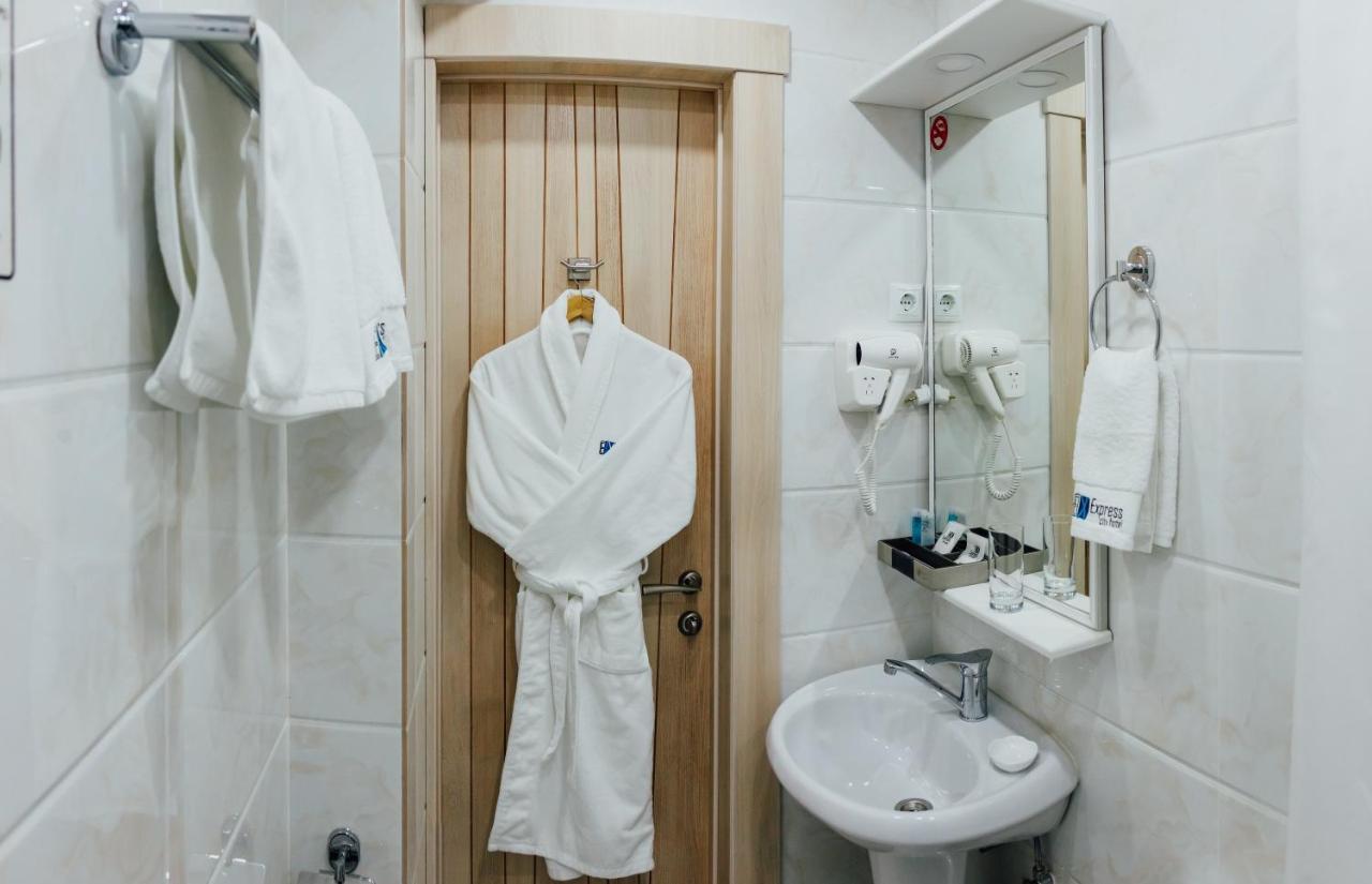 Express City Hotel シムケント エクステリア 写真