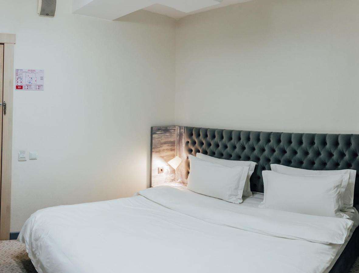 Express City Hotel シムケント エクステリア 写真
